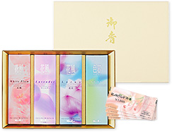 花とみどりのギフト券と花風 進物 三種・色芯ろうそく入セット